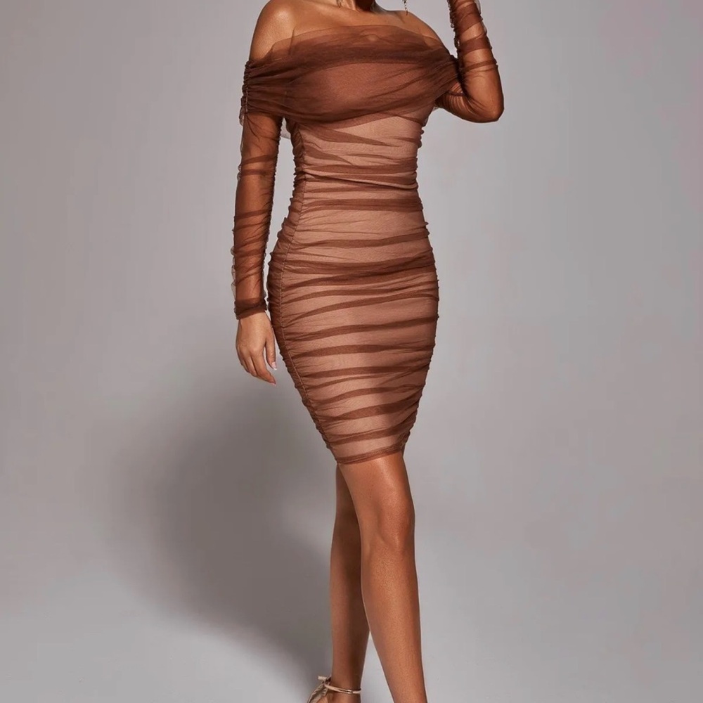 Chic Brown Off-Shoulder Long Sleeve Dress - Picture 3 of 5